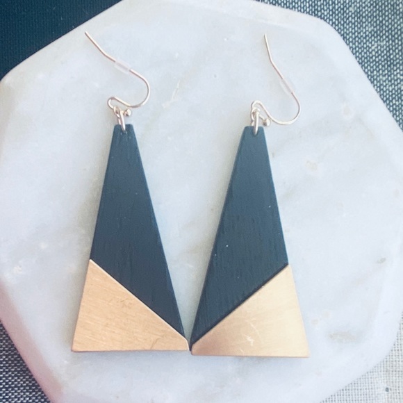 Wooden Geometric Earring Gold Women Dangle Jewelry - Picture 2 of 2